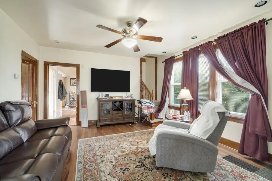 1338 W Brown St, Milwaukee, WI 53205 - #3