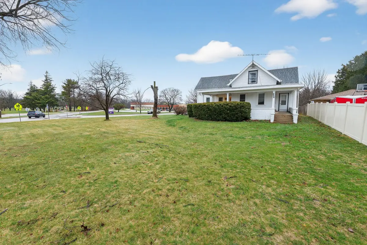 330 W Jefferson St, Elkhorn, WI 53121 - #1