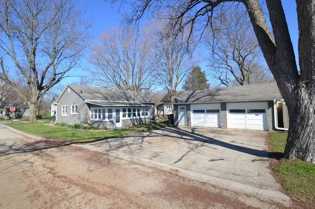 429 S Whiton St, Whitewater, WI 53190 - #1