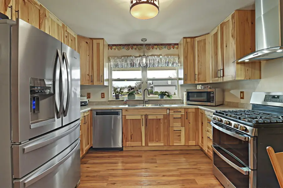 6366 Ambassador Ln, Caledonia, WI 53402 - #2