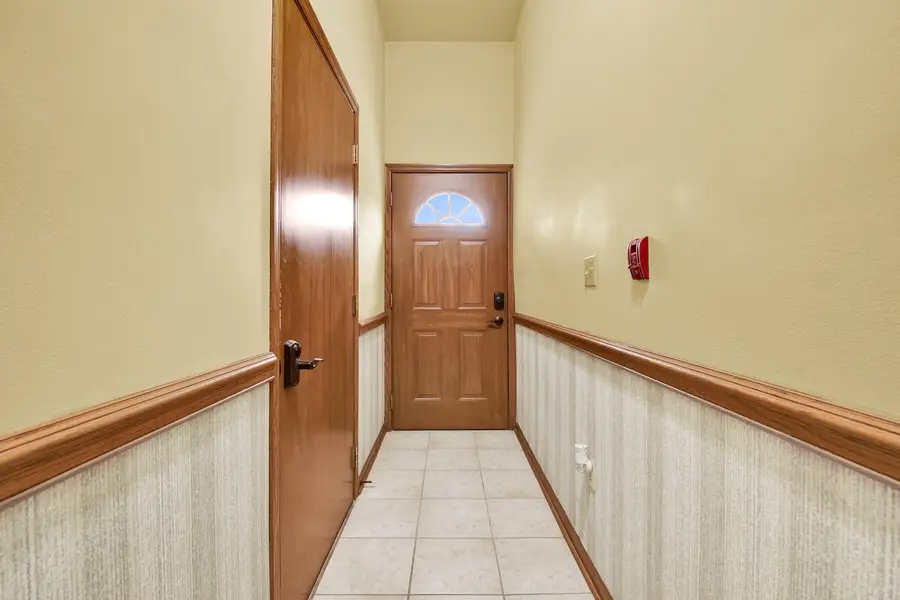 668 Westfield Way, Pewaukee, WI 53072 - #3