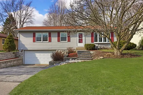 8050 Gina Dr, Mount Pleasant, WI 53406