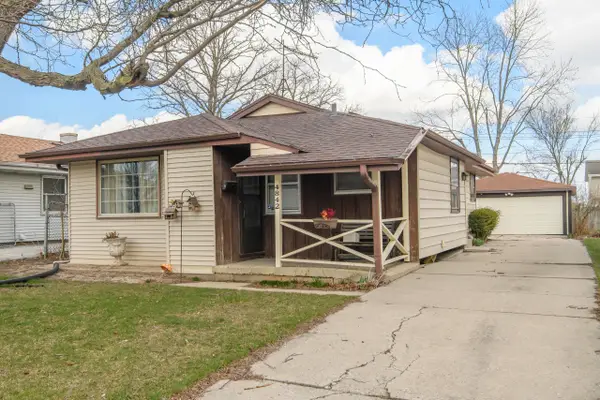 4842 N 104th St, Milwaukee, WI 53225