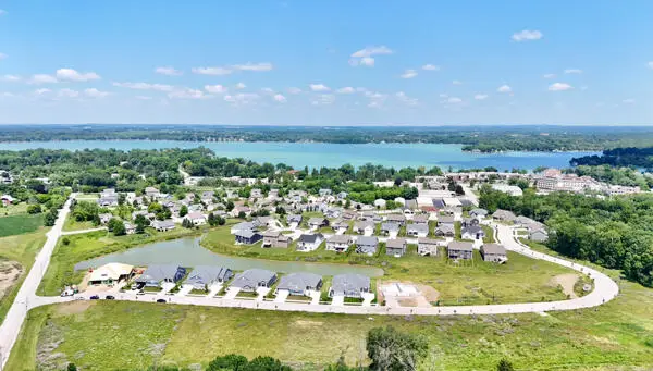 1538 Weston Ridge Rd, Oconomowoc, WI 53066 - #1