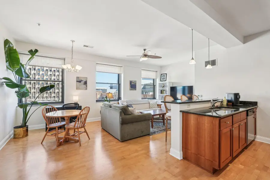 606 W Wisconsin Ave, Milwaukee, WI 53203 - #2