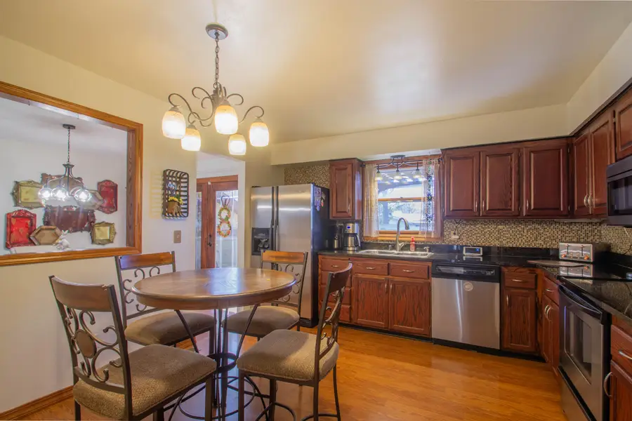 1063 Kiewert St, Watertown, WI 53098 - #3