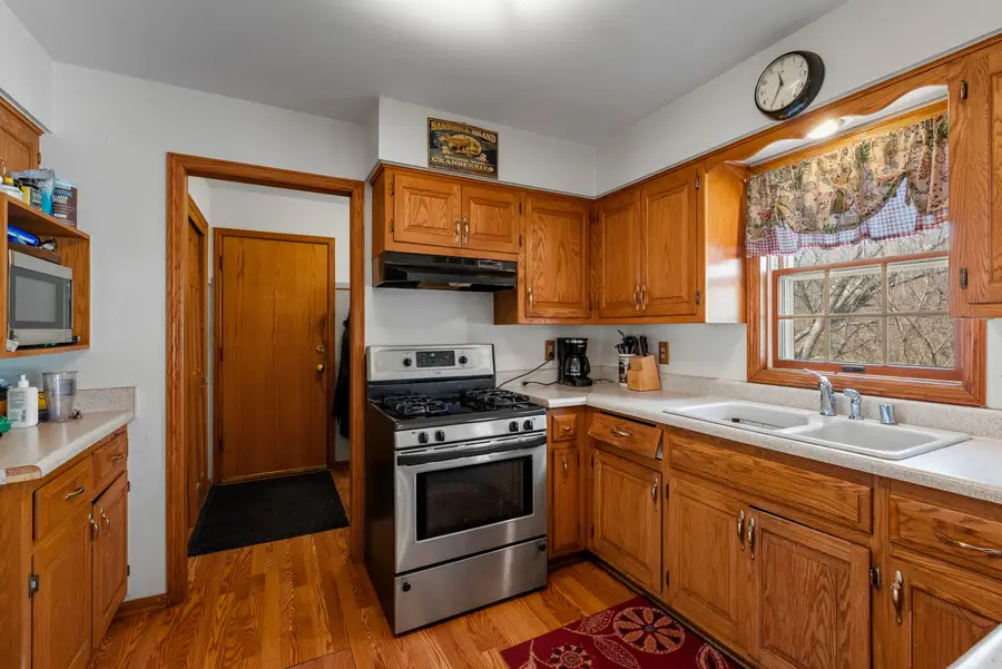 2908 Devonshire Ct, Waukesha, WI 53188 - #3