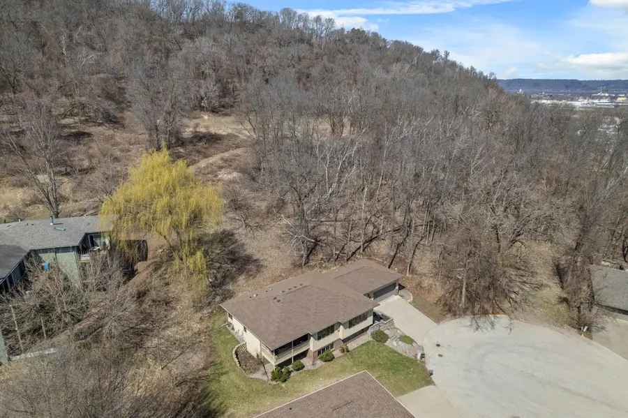 76 Rodeo Dr, Winona, MN 55987 - #2