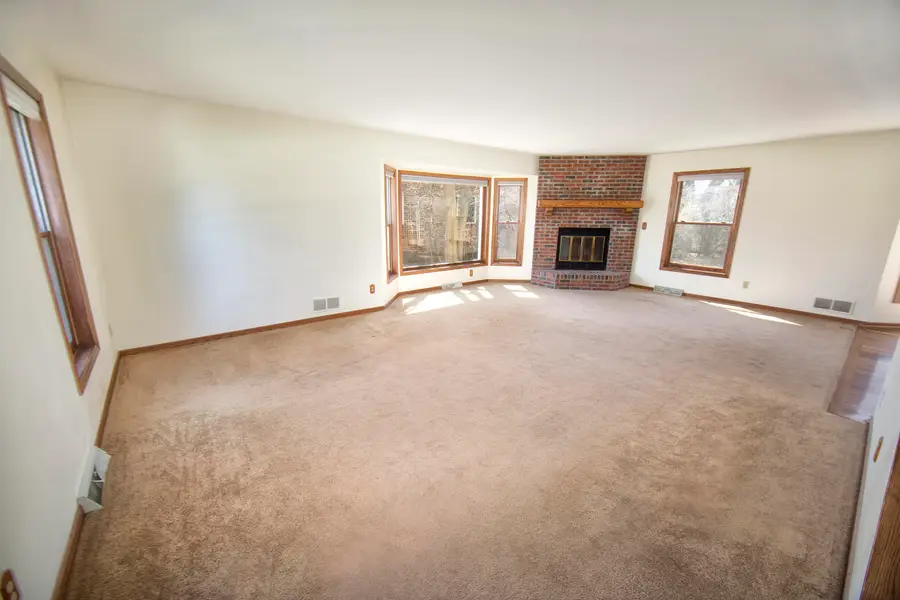 4445 S Longview Dr, New Berlin, WI 53151 - #2