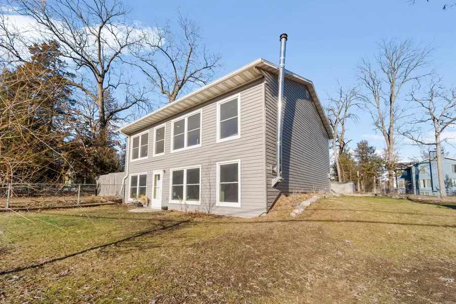 2505 E Lakeshore Dr, Twin Lakes, WI 53181 - #2