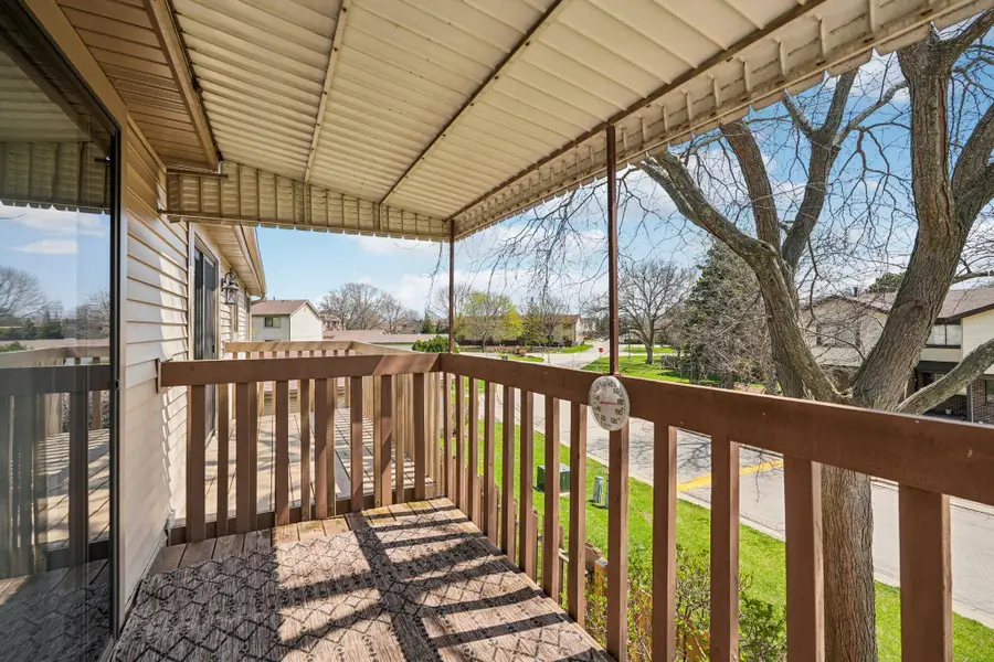 5726 Cambridge Ln, Mount Pleasant, WI 53406 - #3