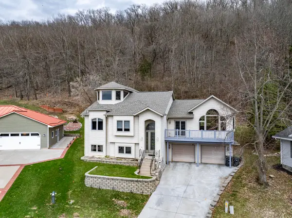 3630 Deerfield Pl, La Crosse, WI 54601