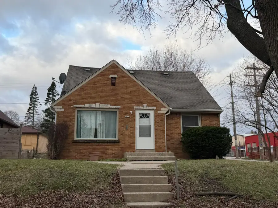 2657 N 52nd St, Milwaukee, WI 53210 - #2