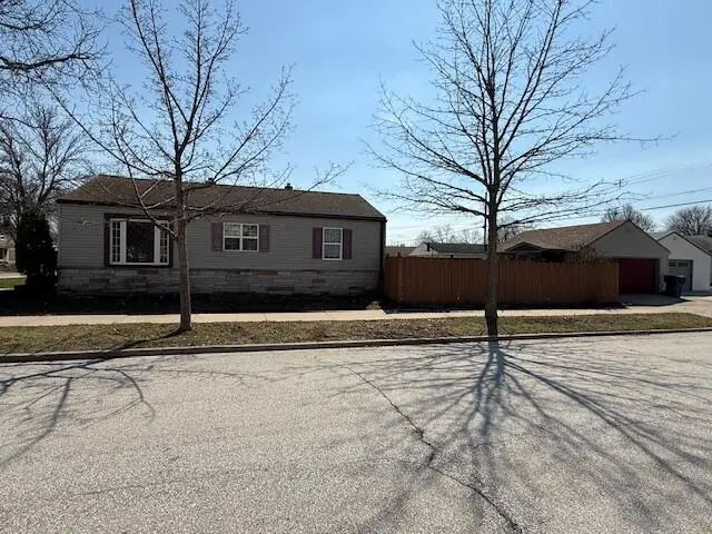 3637 N 97th St, Milwaukee, WI 53222 - #2