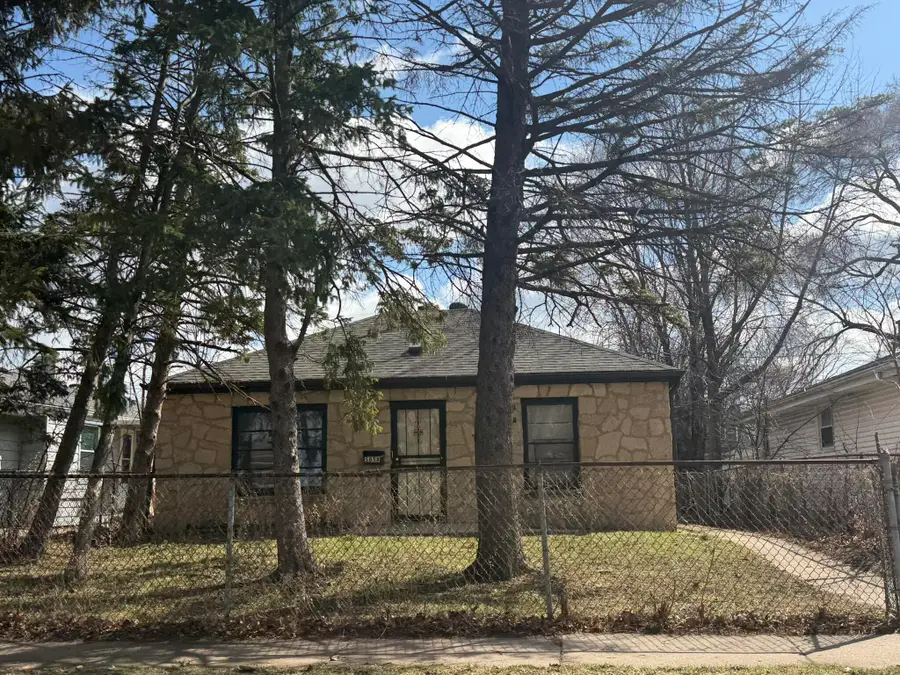 5858 N 80th St, Milwaukee, WI 53218 - #2