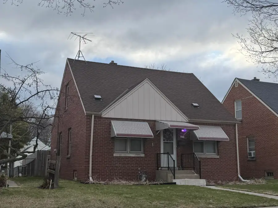 4250 N 49th St, Milwaukee, WI 53216 - #3