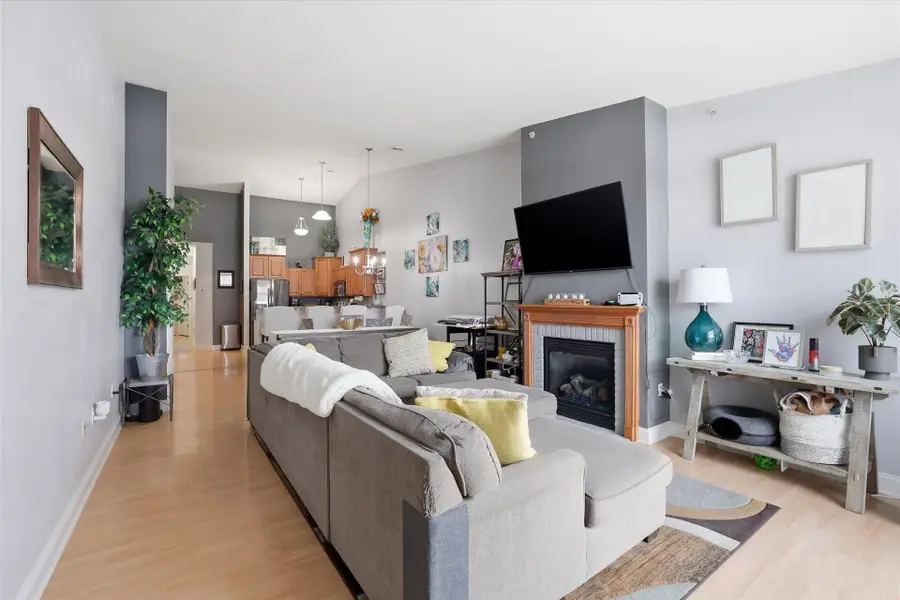 W206N16731 Blackberry Cir, Jackson, WI 53037 - #2