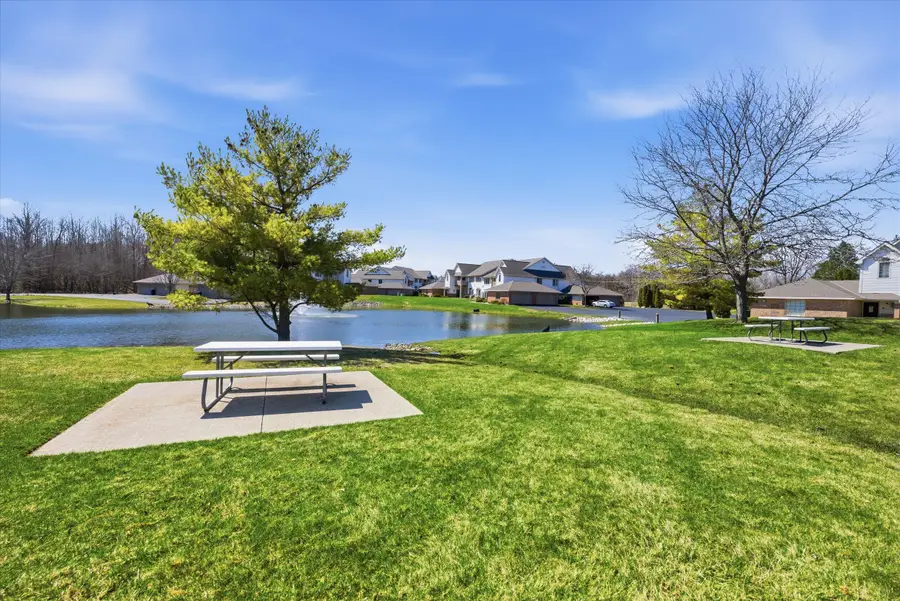 811 Cheyenne Ave, Grafton, WI 53024 - #3