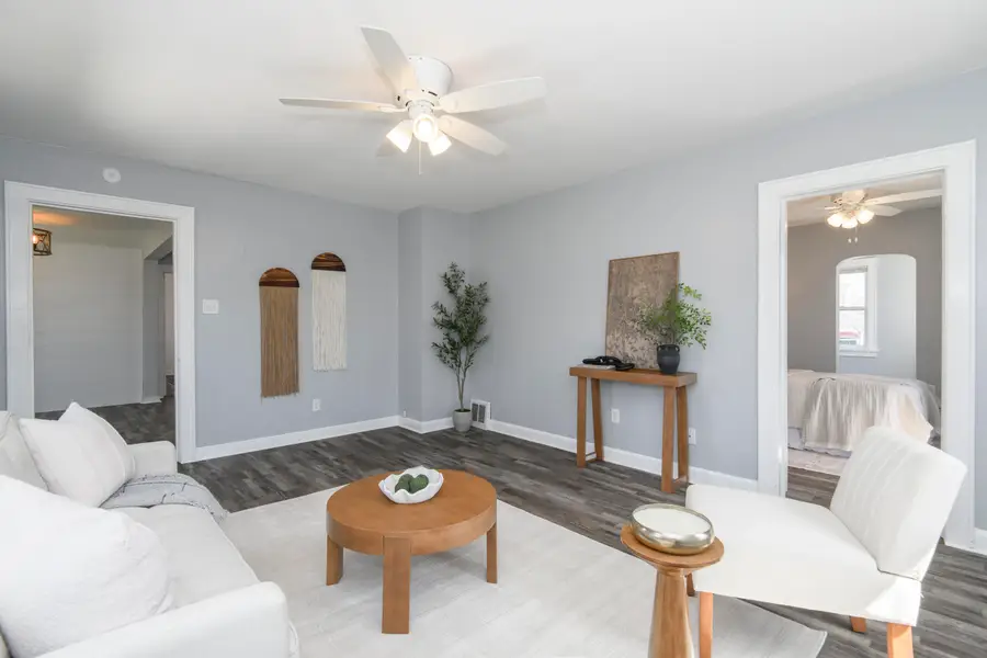 3554 S 84th St, Milwaukee, WI 53228 - #3