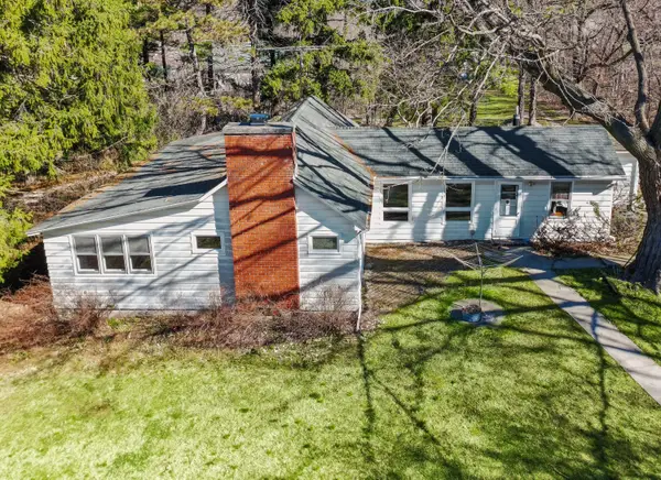 W3676 Highway 50, Geneva, WI 53147