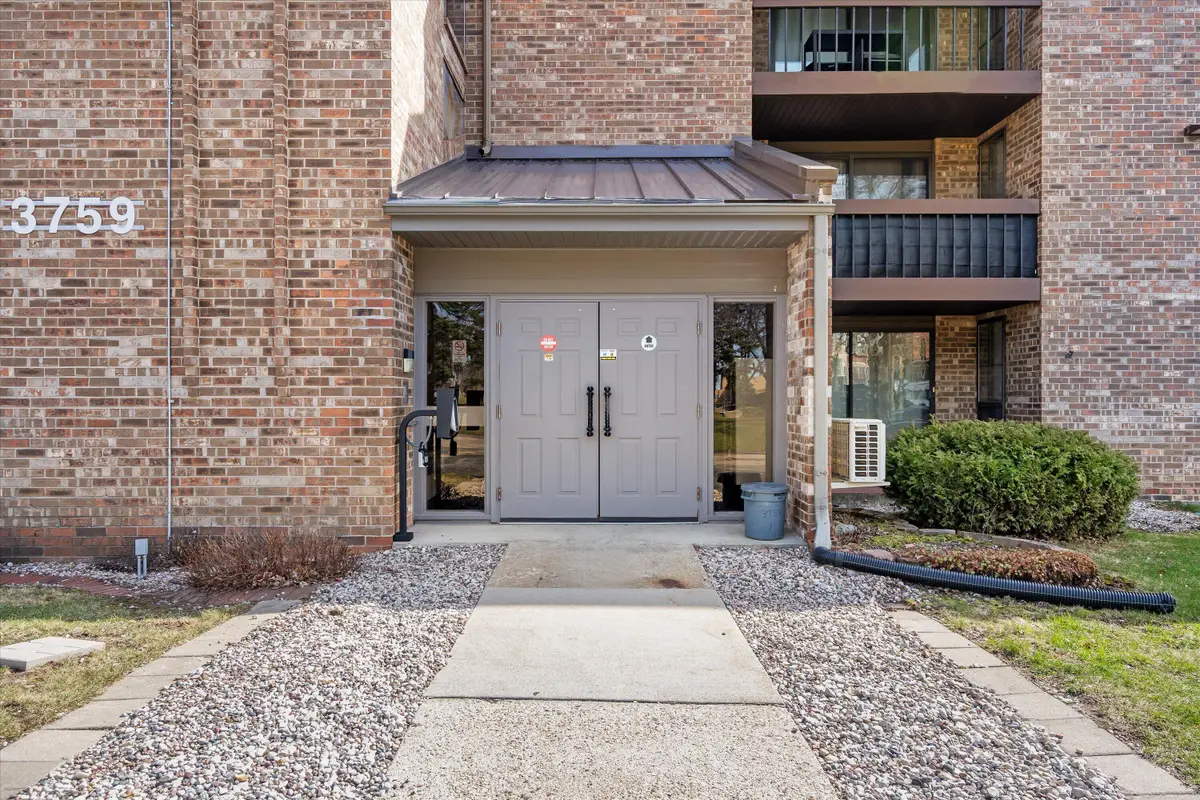 3759 N 88th St, Milwaukee, WI 53222 - #1