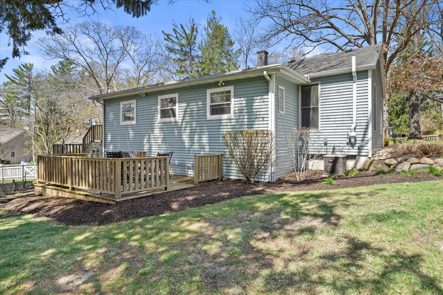 523 Valley Rd, Twin Lakes, WI 53181 - #3