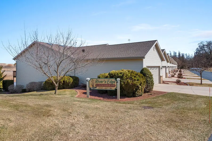 2121 45th St, Two Rivers, WI 54241 - #3