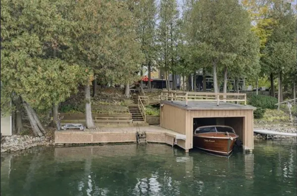 N7295 Ridge Rd, Plymouth, WI 53073