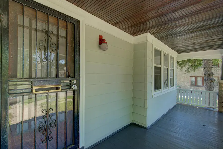 2724 N 53rd St, Milwaukee, WI 53210 - #2