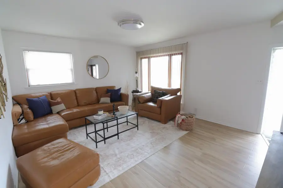 5228 S 9th St, Milwaukee, WI 53221 - #3