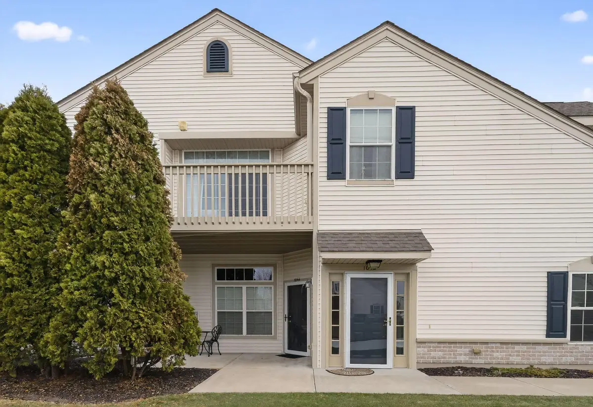 1052 Stratford Ct, Mount Pleasant, WI 53406 - #1