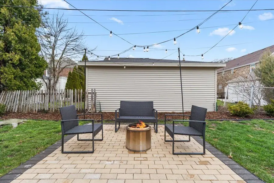 3865 N Morris Blvd, Shorewood, WI 53211 - #3