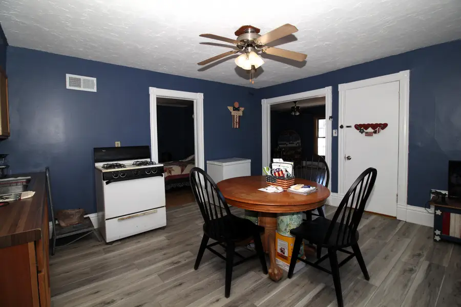 1015 Hagerer St, Racine, WI 53402 - #2