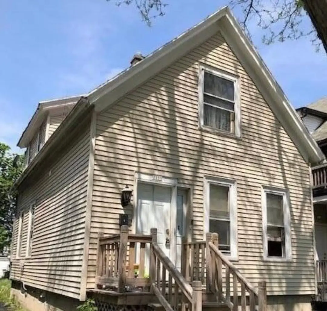 2959 N 6th St, Milwaukee, WI 53212 - #1