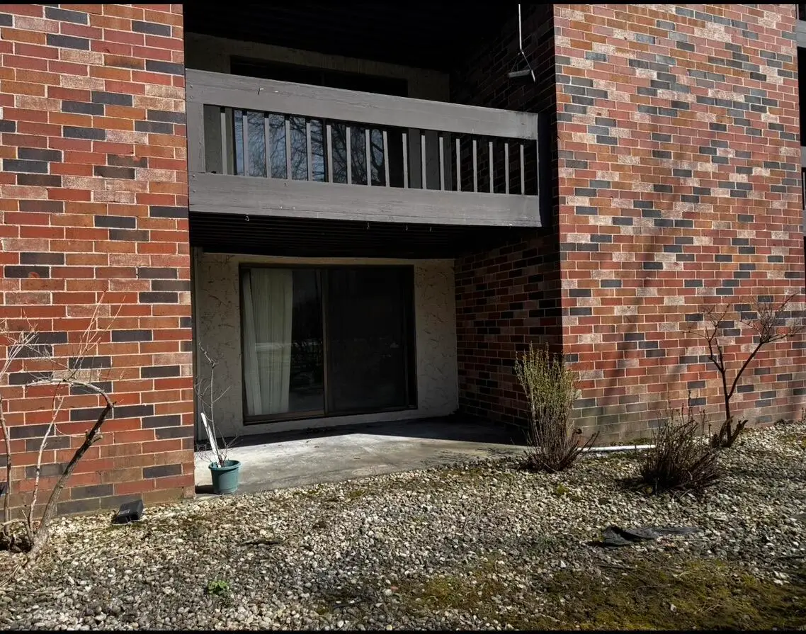 2470 W Good Hope Rd, Glendale, WI 53209 - #1