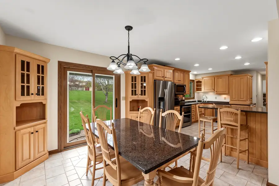 W153N9830 Neptune Dr, Germantown, WI 53022 - #3