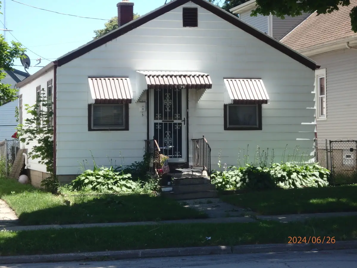 4118 N 7th St, Milwaukee, WI 53209 - #1