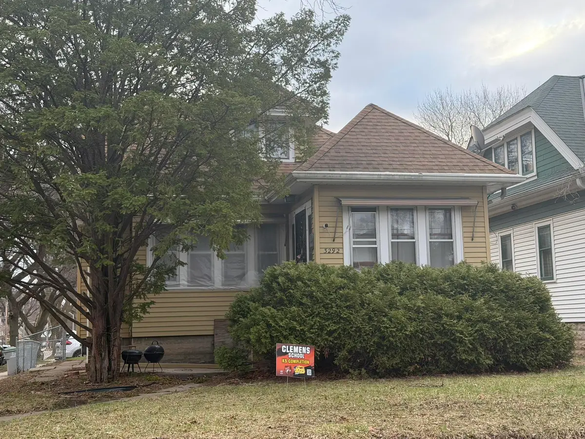3292 N 47th St, Milwaukee, WI 53216 - #1