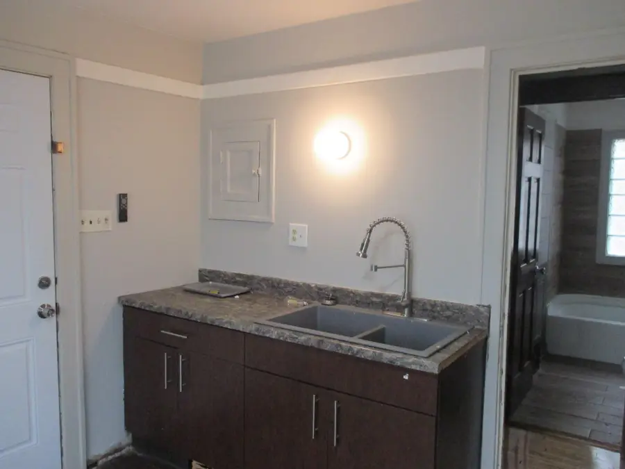 1425 W Burleigh St, Milwaukee, WI 53206 - #2