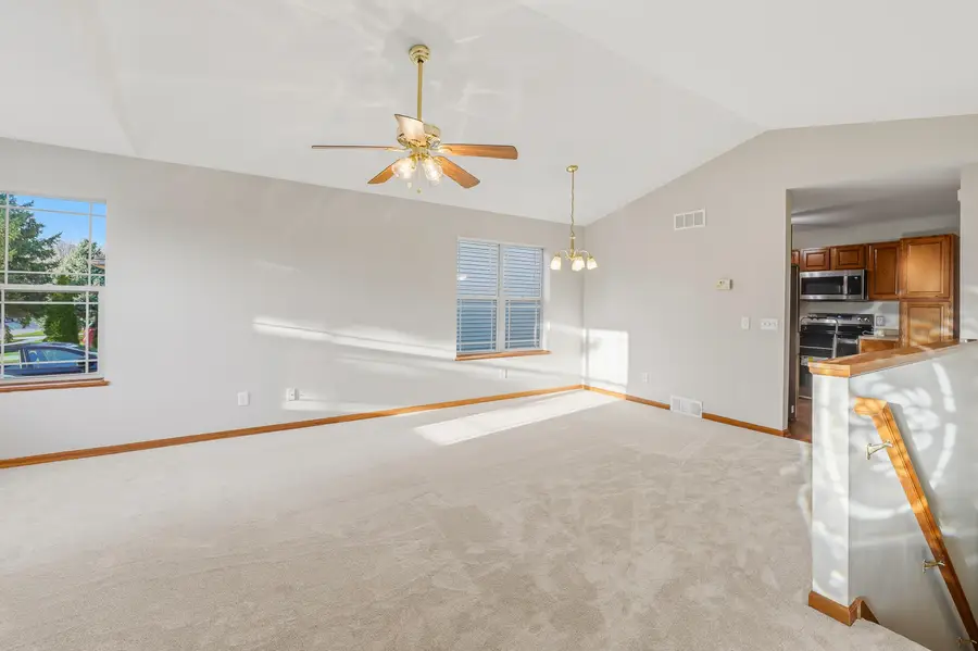 4510 Rigney Ln, Madison, WI 53704 - #2