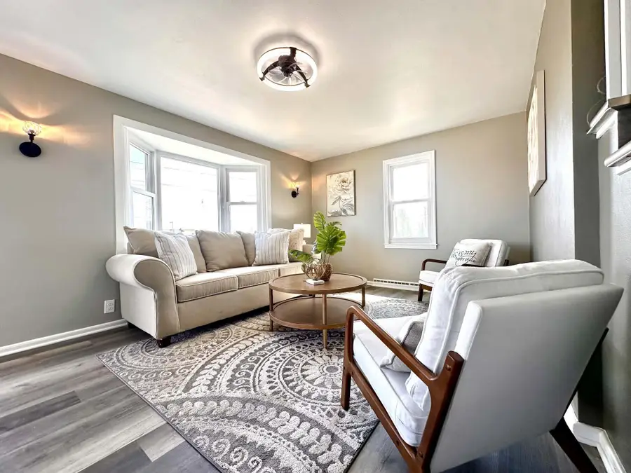 1112 N Fancher Rd, Mount Pleasant, WI 53406 - #3