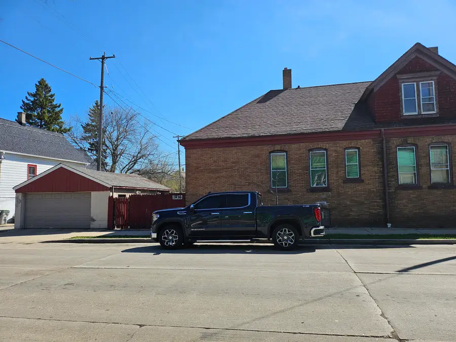 1938 W Lincoln Ave, Milwaukee, WI 53215 - #2