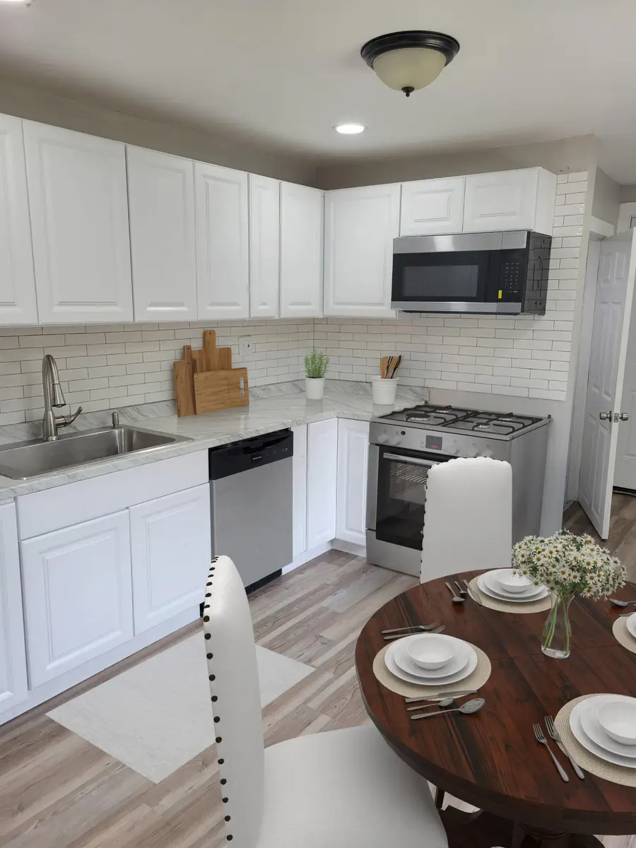 5024 N 32nd St, Milwaukee, WI 53209 - #3