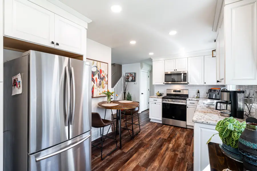 N27W27017 Woodland Dr, Pewaukee, WI 53072 - #3