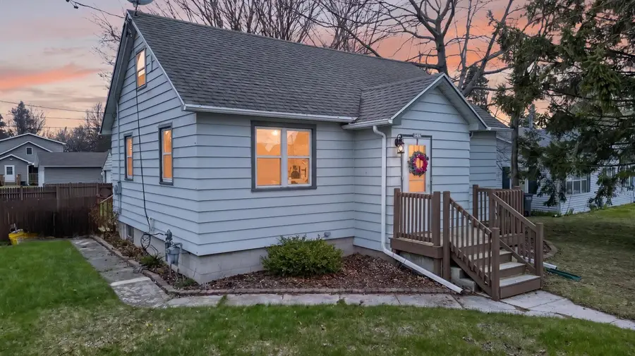 1217 Macarthur Ave, Sheboygan, WI 53083 - #2
