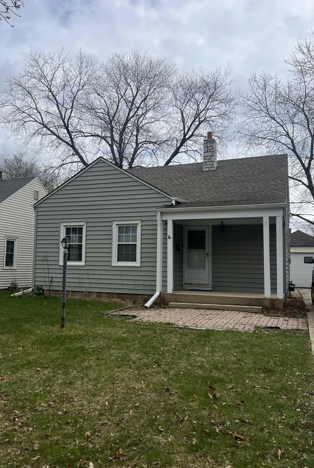 4640 N Woodruff Ave, Whitefish Bay, WI 53211 - #1