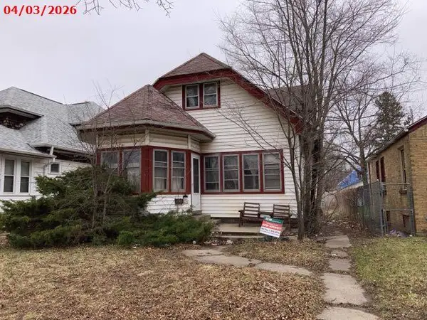 5426 N 42nd St, Milwaukee, WI 53209