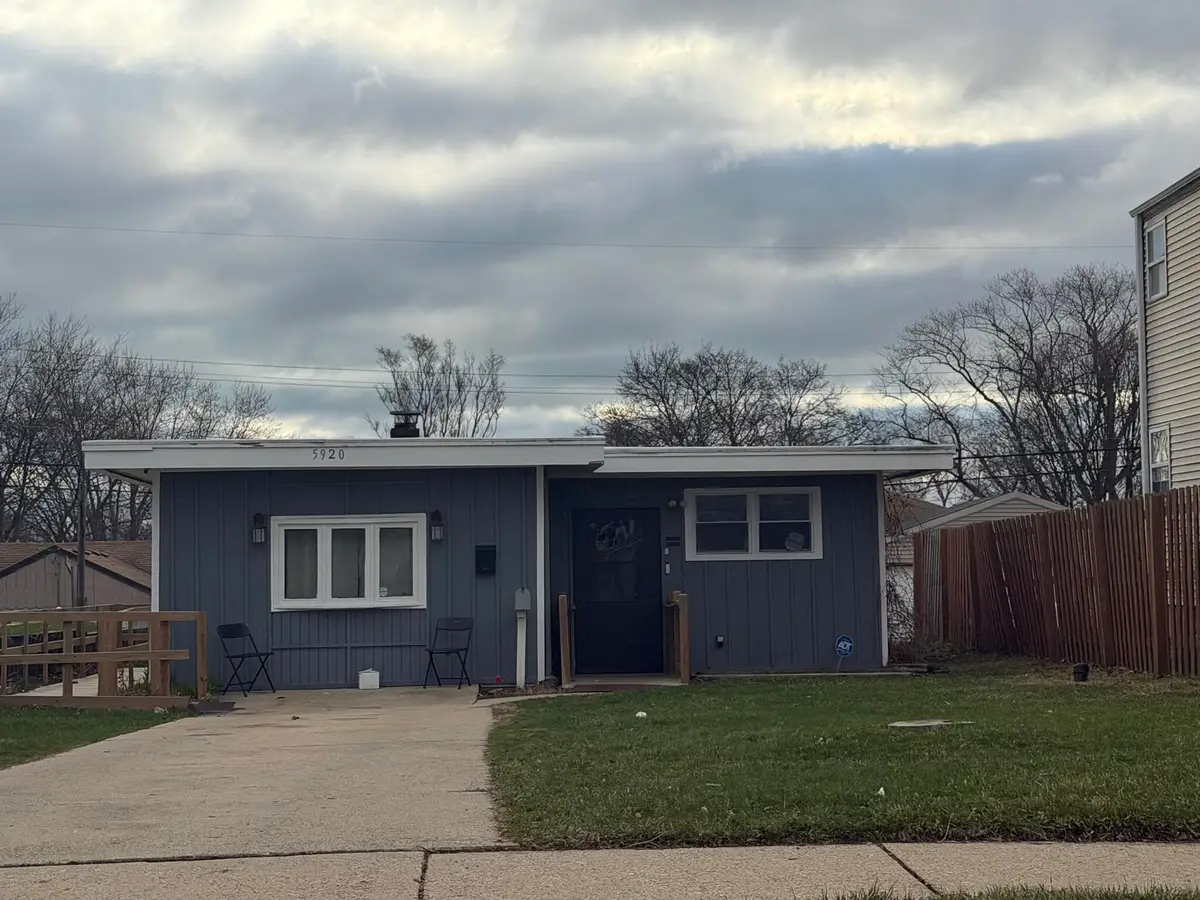 5920 N 71st St, Milwaukee, WI 53218 - #1