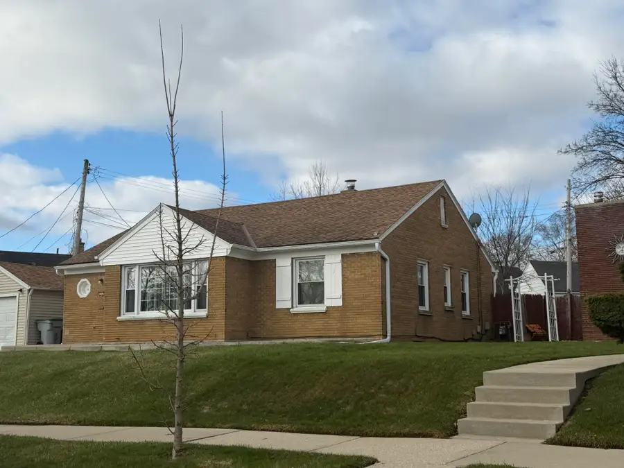 3919 N 58th St, Milwaukee, WI 53216 - #3