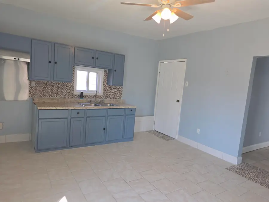 1608 S Memorial Dr, Racine, WI 53403 - #3